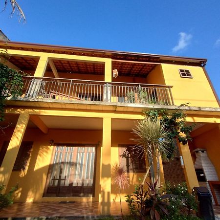 Vila Casa Amarela Da Prainha De Mambucaba - 6 Pessoas Araquari Exteriér fotografie
